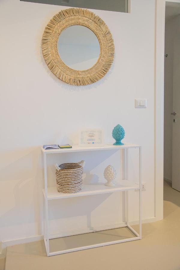 Casa Sant Orsola La Finestra Sul Mare Apartment มอลเฟตตา ภายนอก รูปภาพ