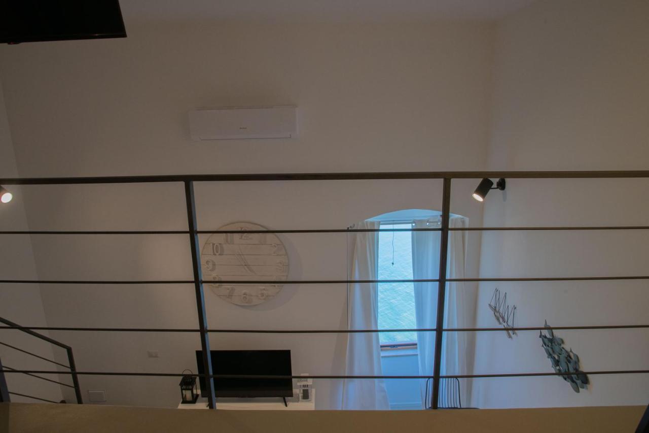 Casa Sant Orsola La Finestra Sul Mare Apartment มอลเฟตตา ภายนอก รูปภาพ